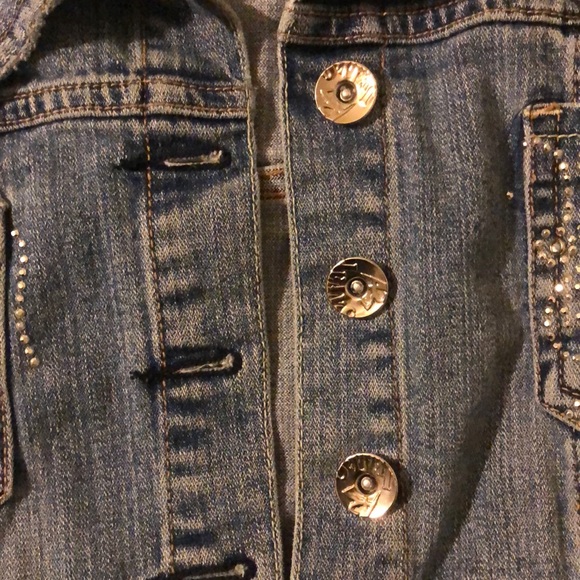 Cropped Jean Jacket - Picture 3 of 7